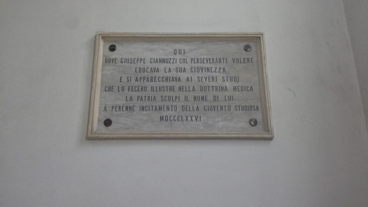Giuseppe%20Oronzo%20Giannuzzi%27s%20memorial%20tablet%2C%20Altamura%2001.jpg